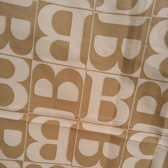 Vintage Classic Burberry Scarf - Picture 4 of 6